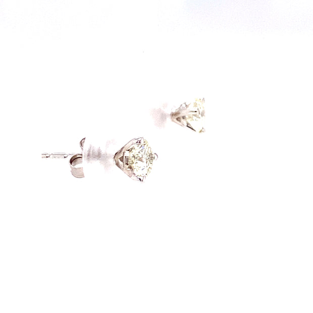 0.61tw Round Diamond Stud Earrings