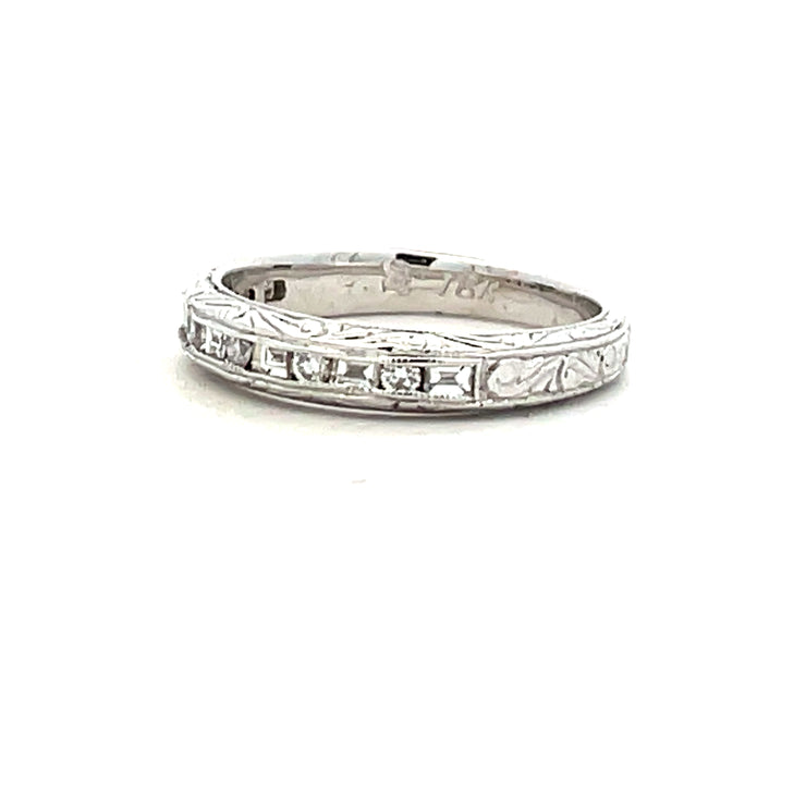 18 Karat White Gold Rhodium Plated Hand-Engraved Diamond Wedding Band