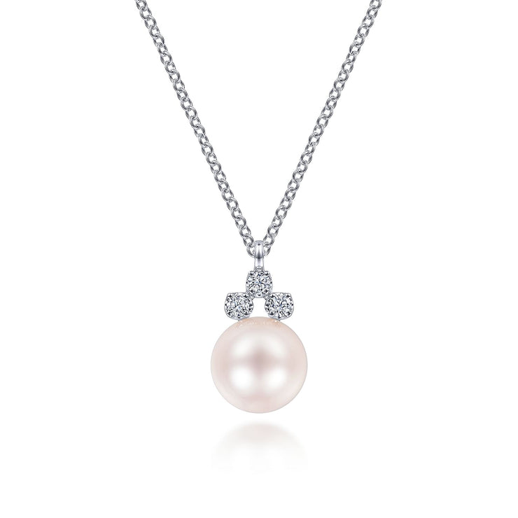 14K White Gold Diamond and Pearl Pendant Necklace