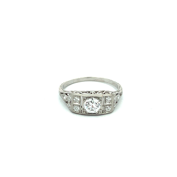 1920/1930's Platinum Art Deco Diamond Ring