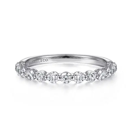14K White Gold Single Prong Diamond Band