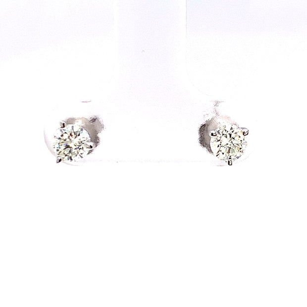 0.61tw Round Diamond Stud Earrings