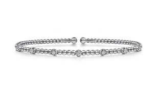 14K White Gold Bujukan Diamond Stations Bangle