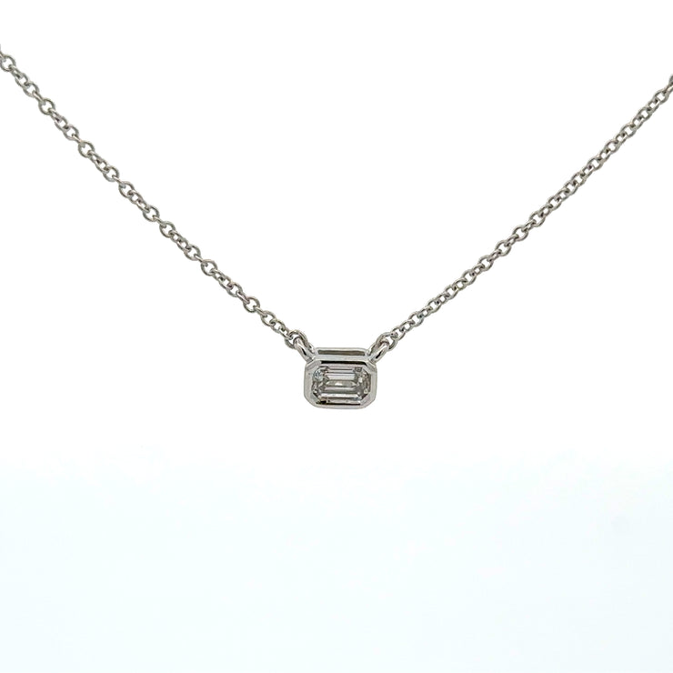 14 Karat White Diamond Pendant/Necklace | 0.12 carats total weight