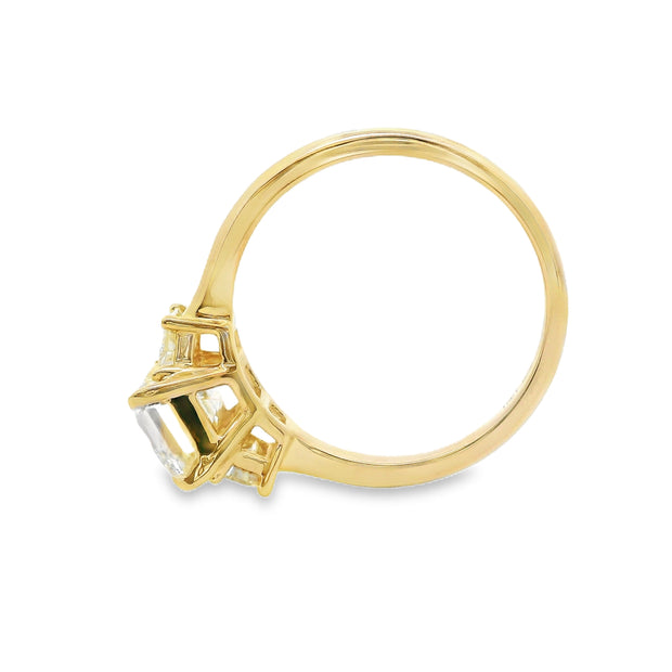 18 KT Yellow Gold 3 Stone Engagement Ring