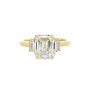 18 KT Yellow Gold 3 Stone Engagement Ring